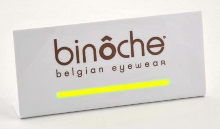 Rappel de marque sur plexi